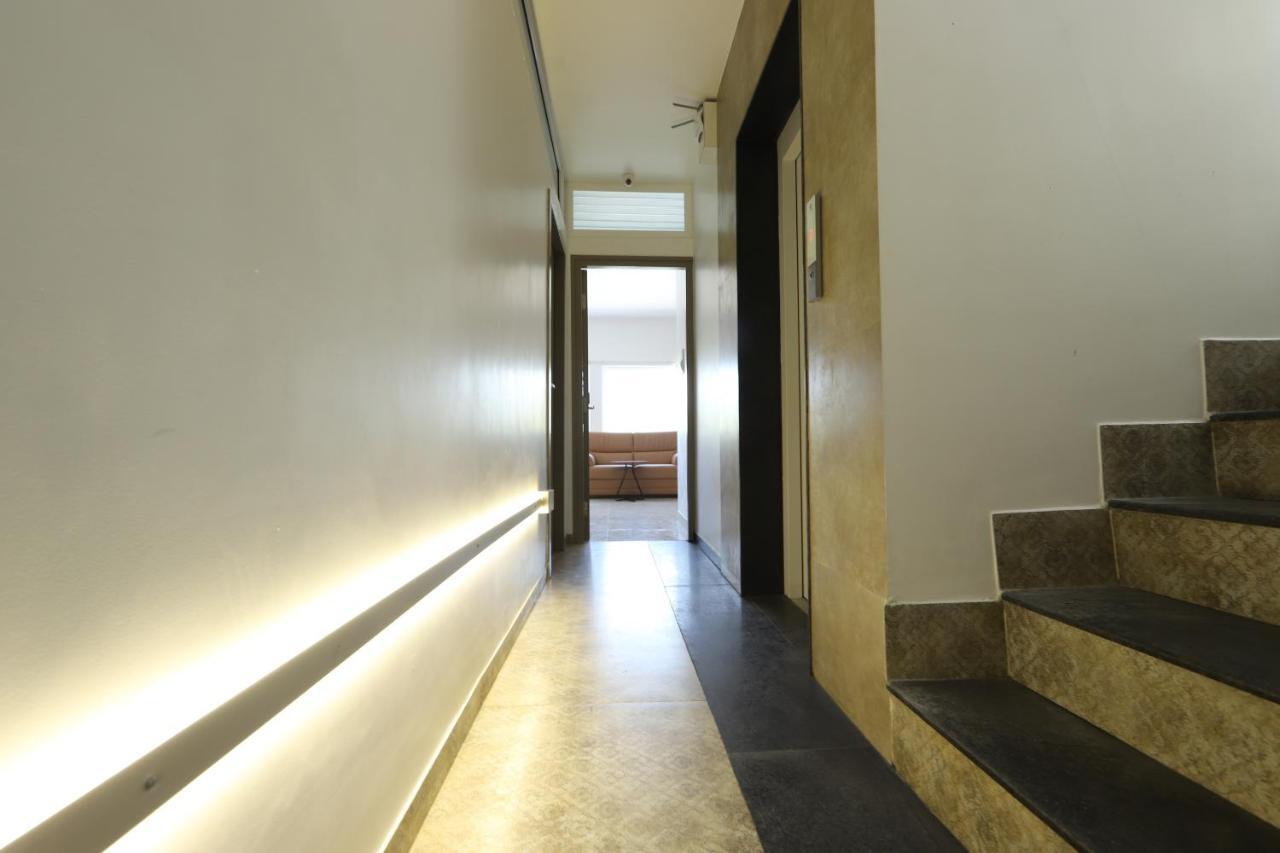 สิระ รูม Hotel บังกาลอร์ ภายนอก รูปภาพ