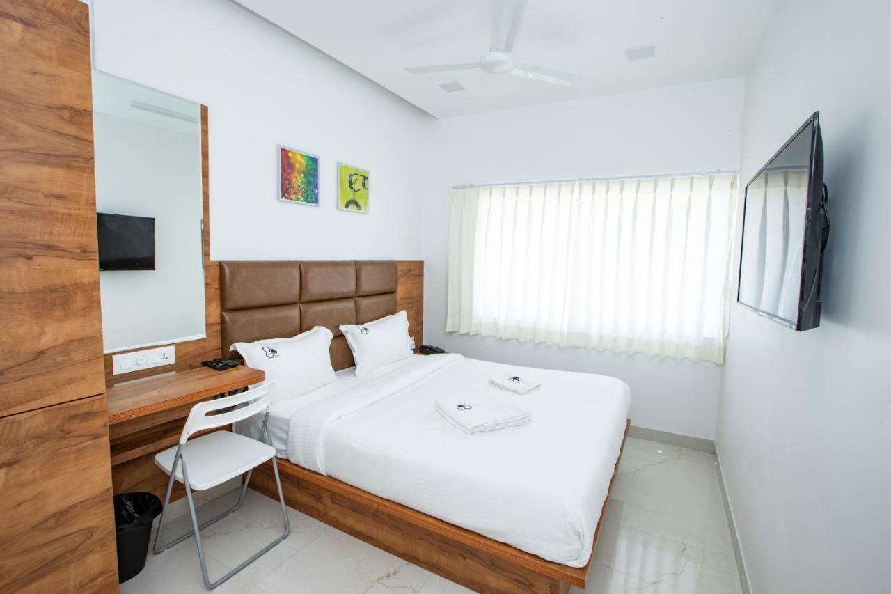 สิระ รูม Hotel บังกาลอร์ ภายนอก รูปภาพ