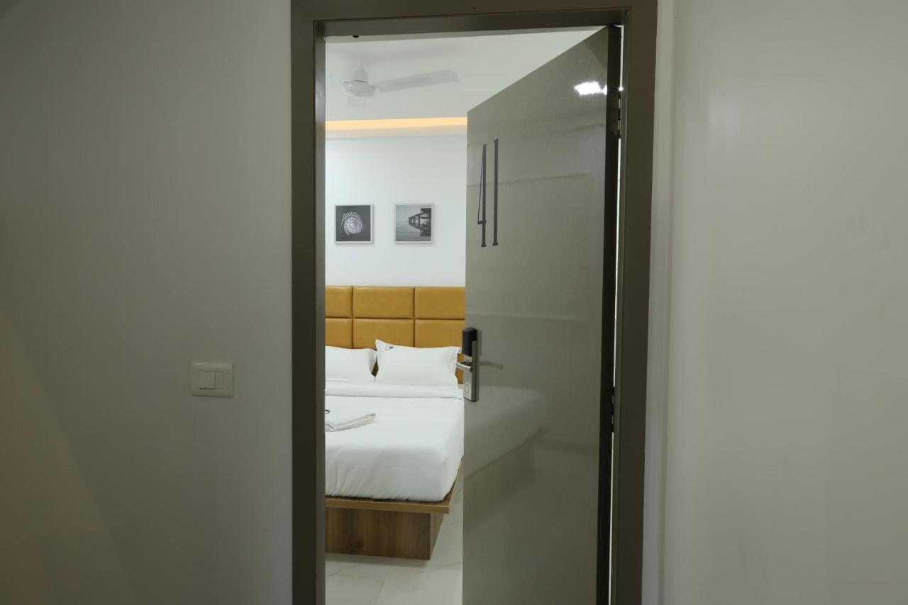 สิระ รูม Hotel บังกาลอร์ ภายนอก รูปภาพ